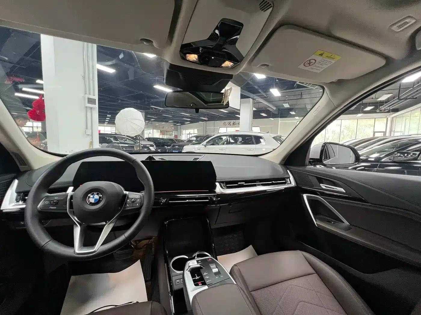 2023 BMW X1 sDrive20Li X Design Package — миниатюра 23
