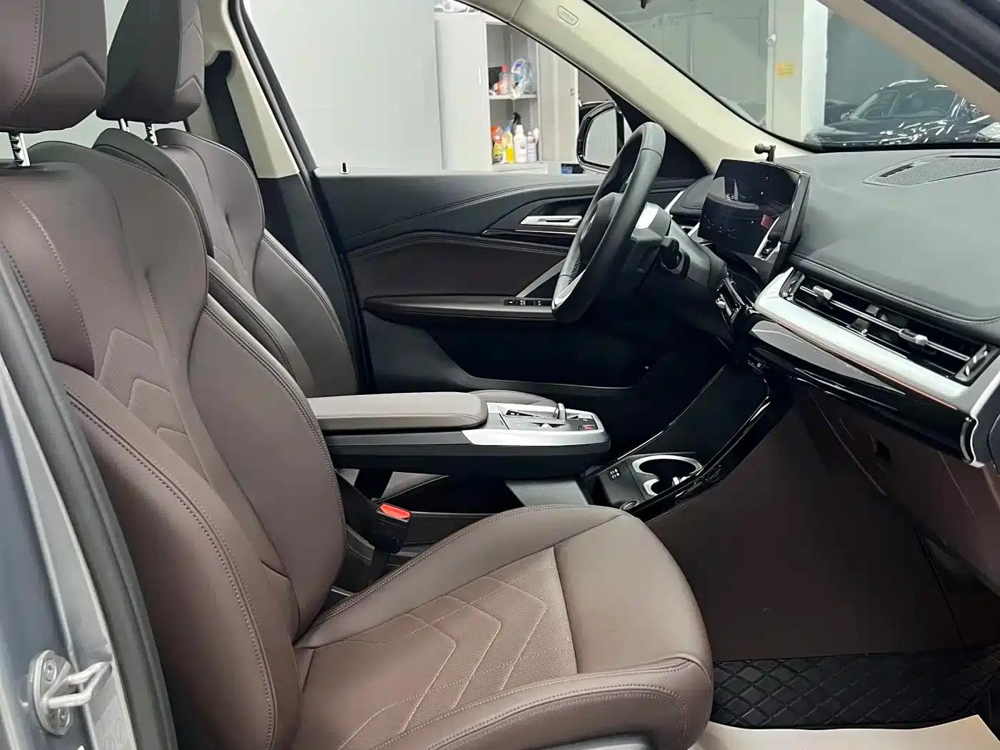 2023 BMW X1 sDrive20Li X Design Package — миниатюра 24