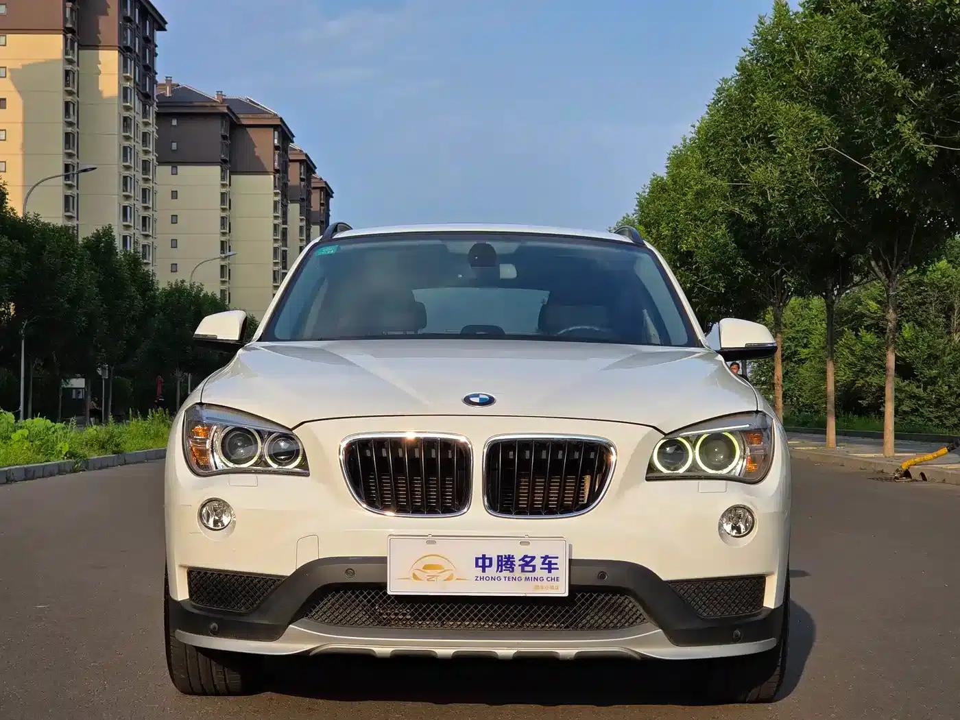 BMW X1 2014 sDrive18i Leading Edition — миниатюра 2