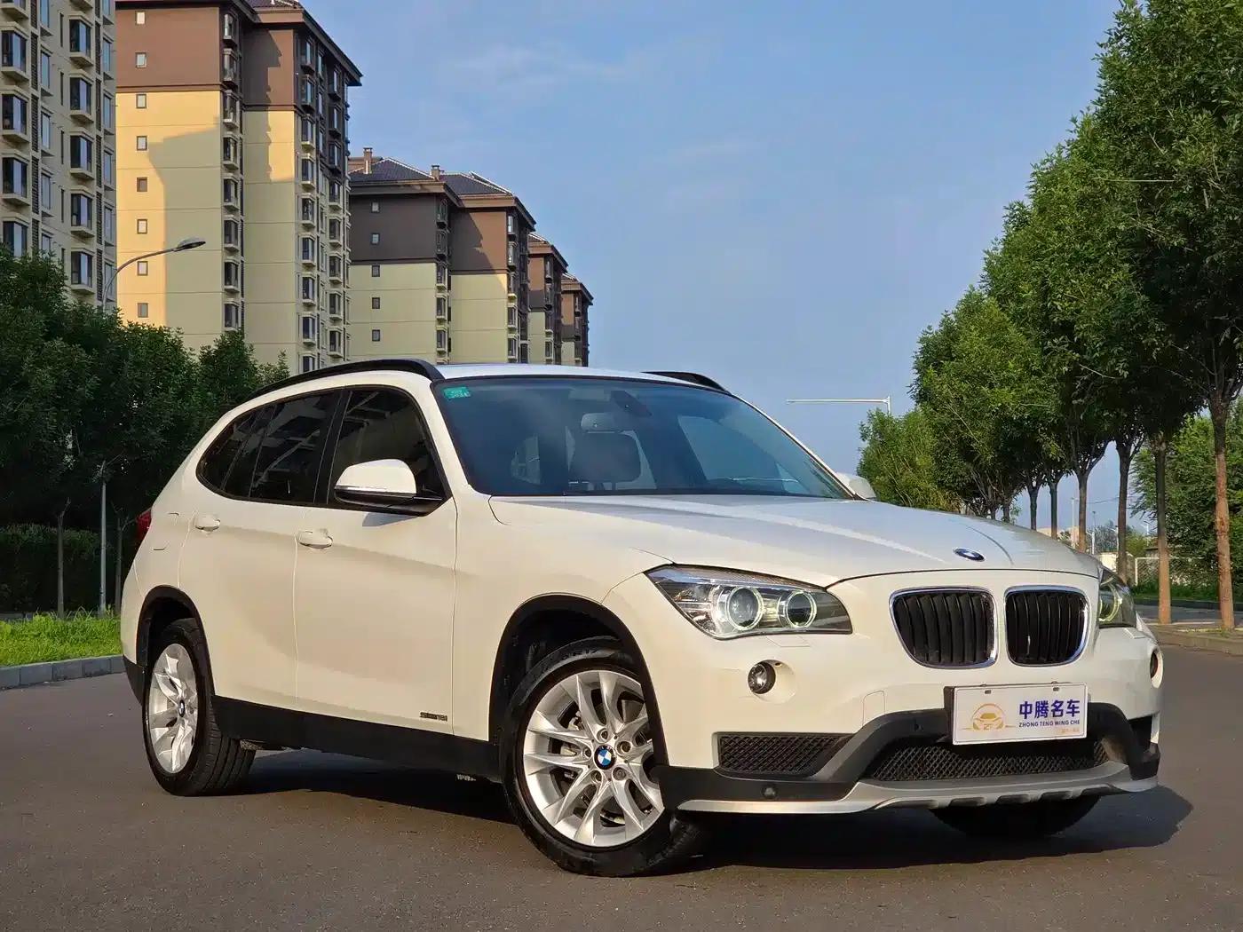 BMW X1 2014 sDrive18i Leading Edition — миниатюра 3