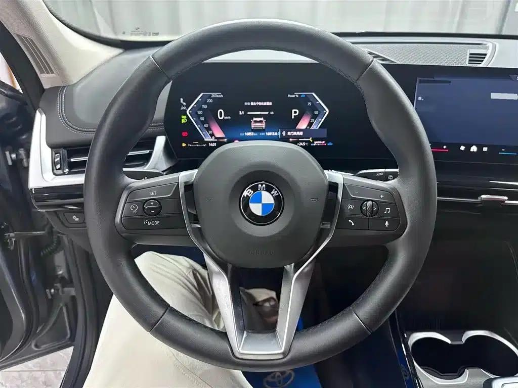 2023 BMW X1 sDrive20Li X Design Package — миниатюра 13