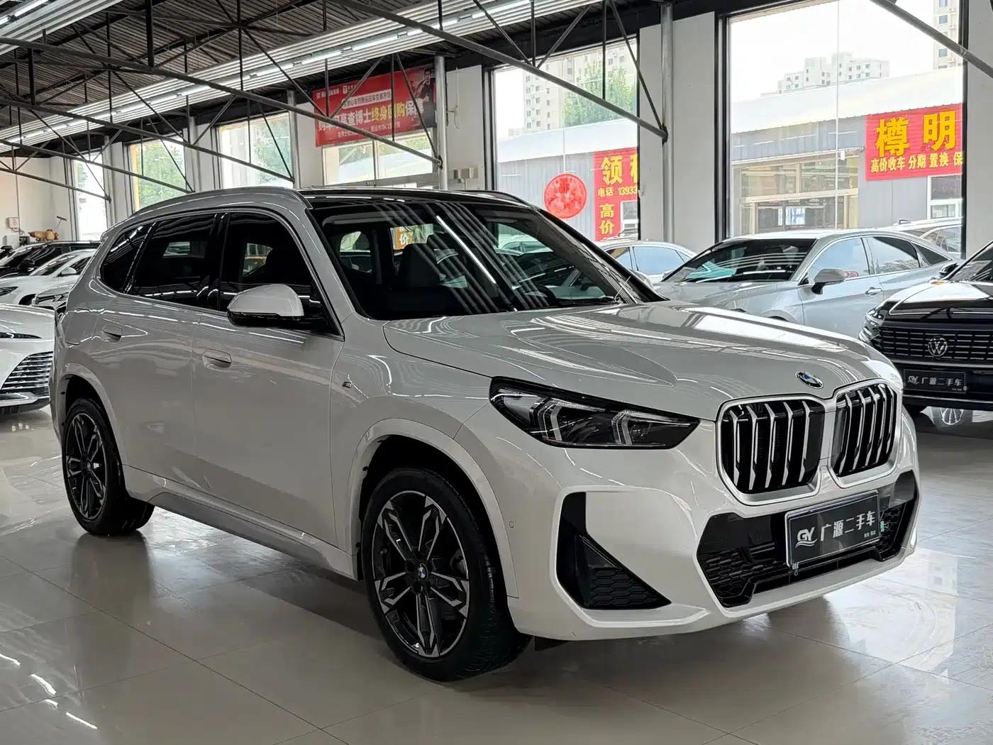 BMW X1 2023 sDrive25Li M Sport Package — миниатюра 3