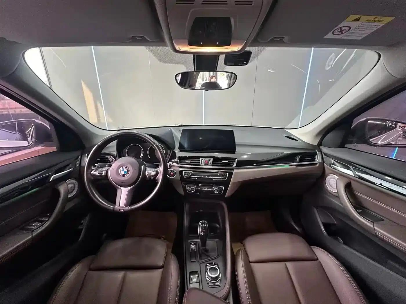 BMW X1 2021 sDrive25Li Leading Edition — миниатюра 9
