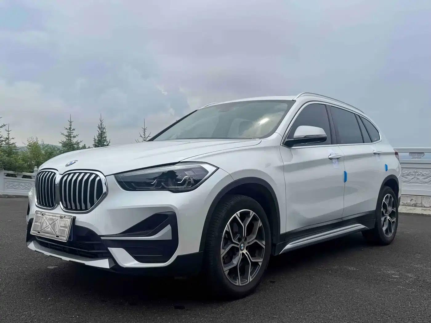 BMW X1 2021 Facelift sDrive20Li Fashion Edition — миниатюра 1