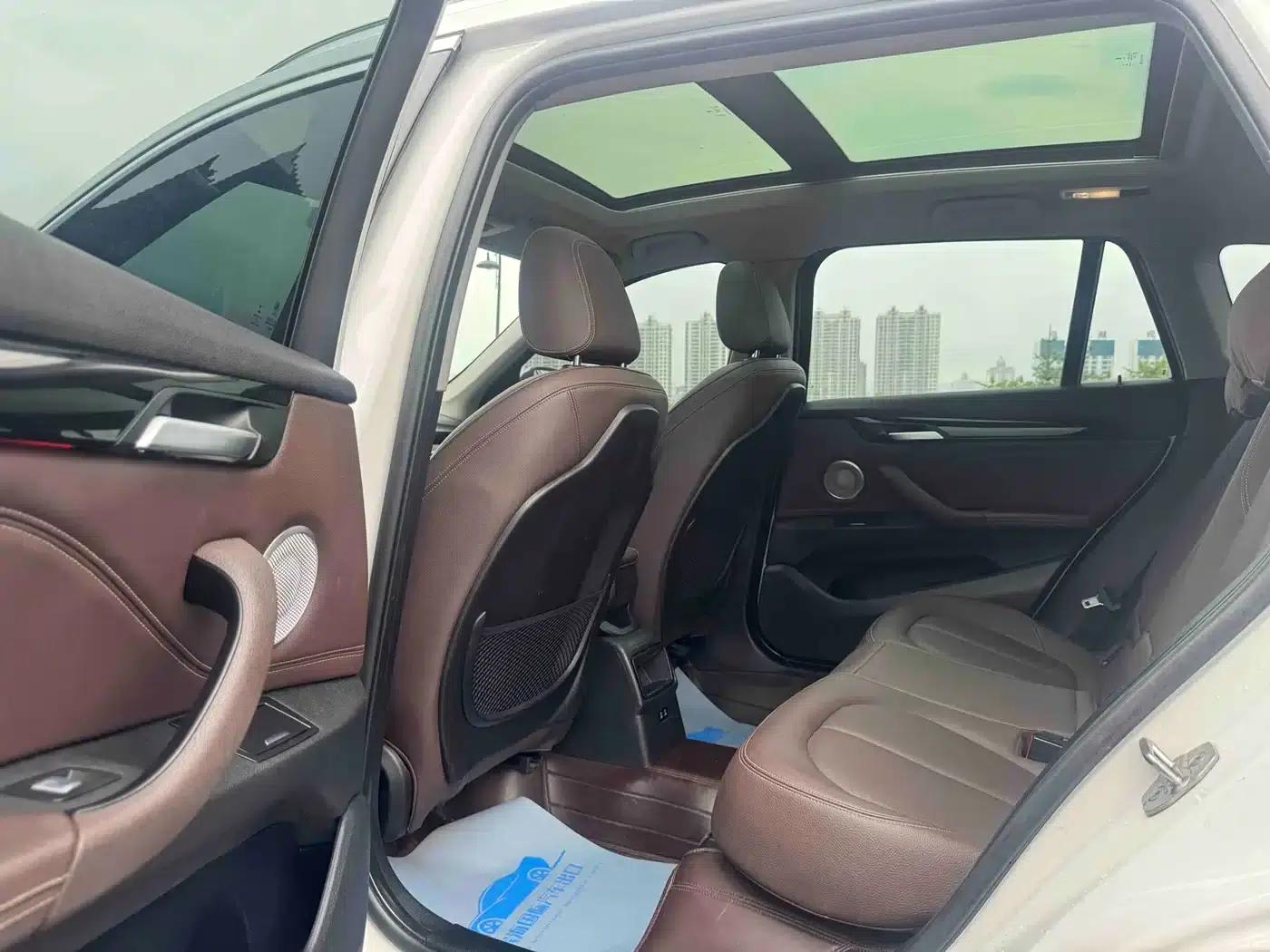 BMW X1 2021 Facelift sDrive20Li Fashion Edition — миниатюра 8