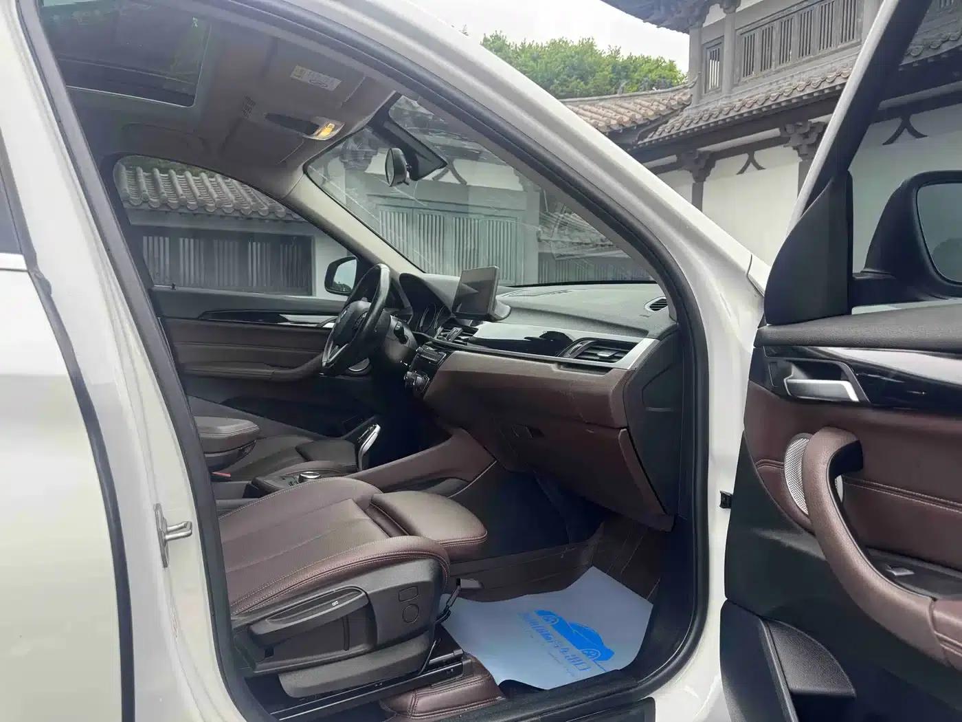 BMW X1 2021 Facelift sDrive20Li Fashion Edition — миниатюра 10