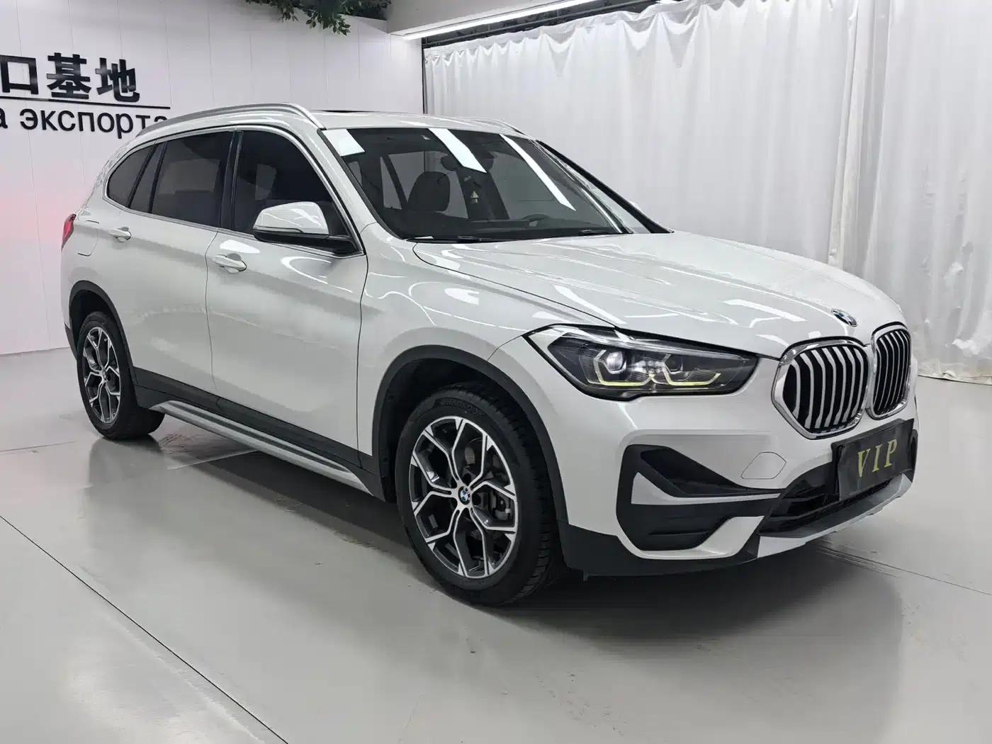 BMW X1 2022 sDrive20Li Fashion Edition — миниатюра 3