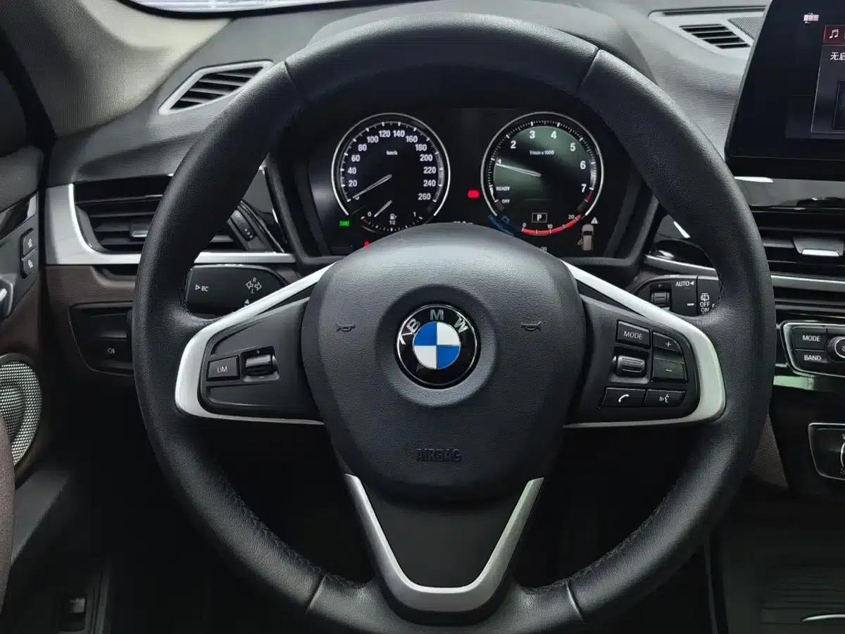 BMW X1 2022 sDrive20Li Fashion Edition — миниатюра 7