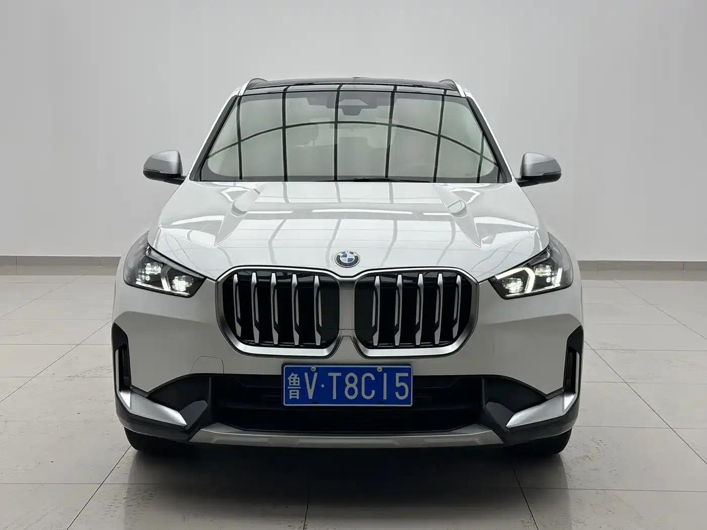 2023 BMW X1 sDrive20Li X Design Package — миниатюра 2