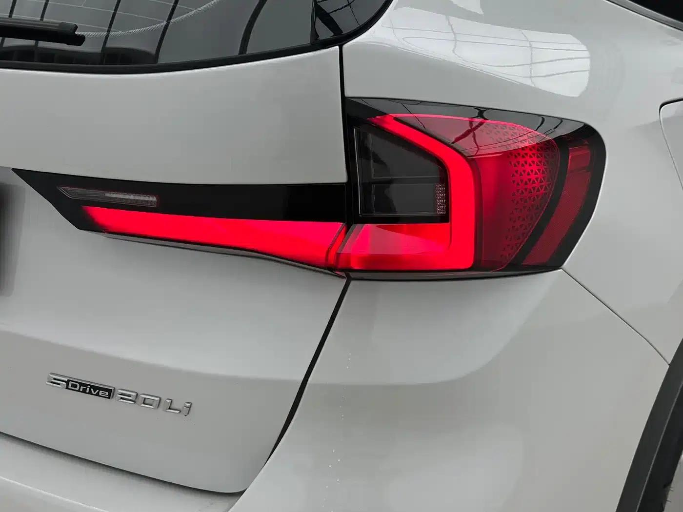 2023 BMW X1 sDrive20Li X Design Package — миниатюра 8