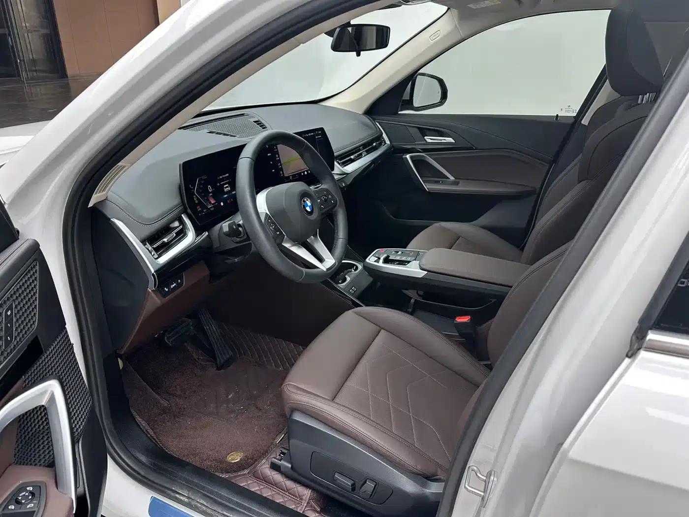 2023 BMW X1 sDrive20Li X Design Package — миниатюра 10
