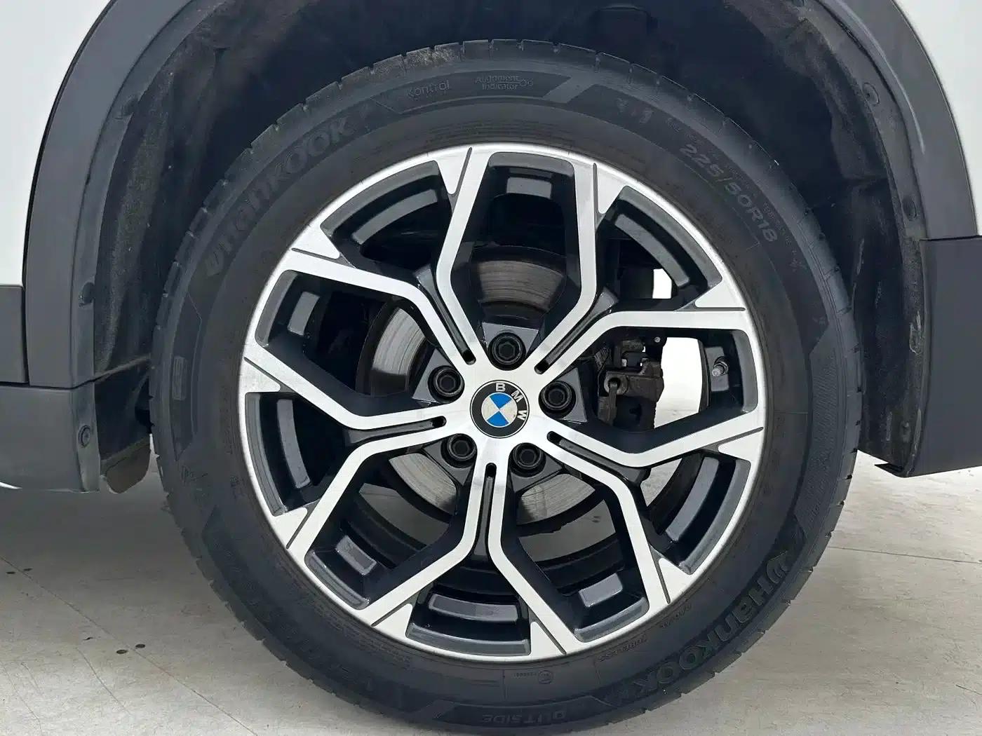 BMW X1 2021 sDrive20Li Premium — миниатюра 17