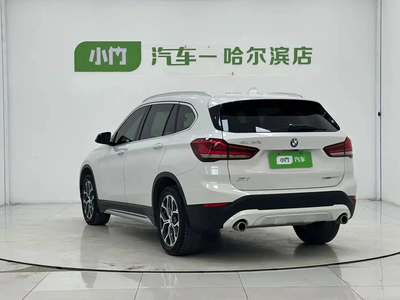 BMW X1 2021 sDrive20Li Premium — миниатюра 4