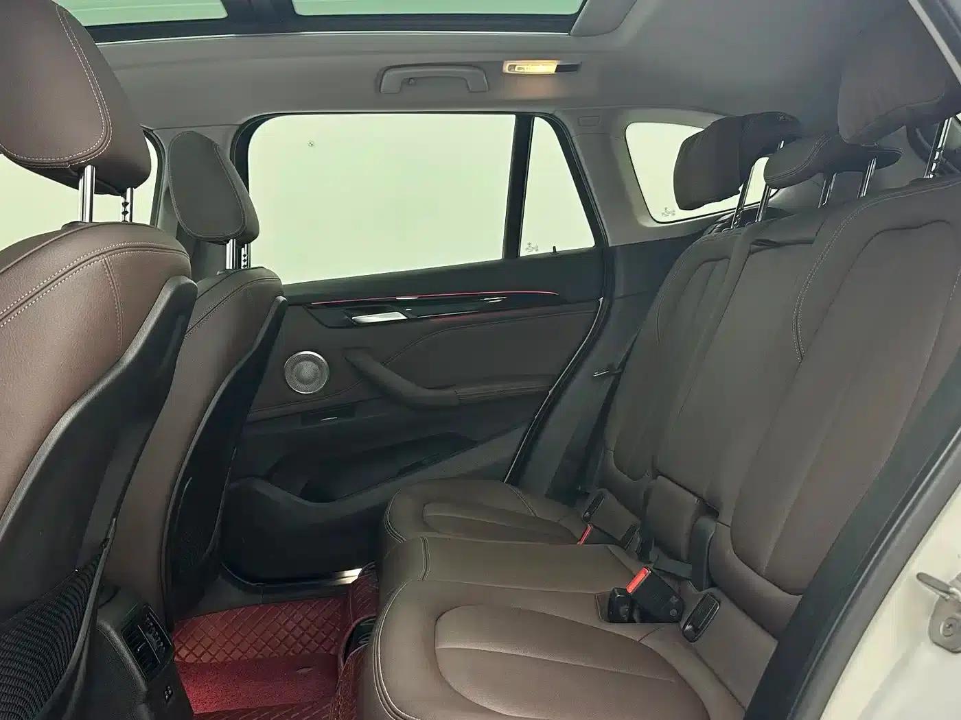 BMW X1 2021 sDrive20Li Premium — миниатюра 7