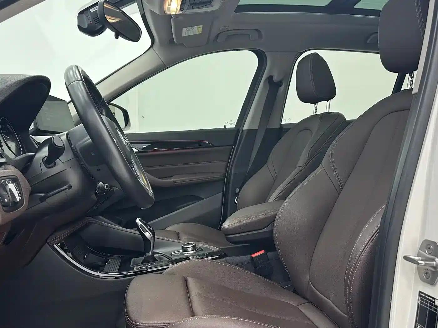 BMW X1 2021 sDrive20Li Premium — миниатюра 9