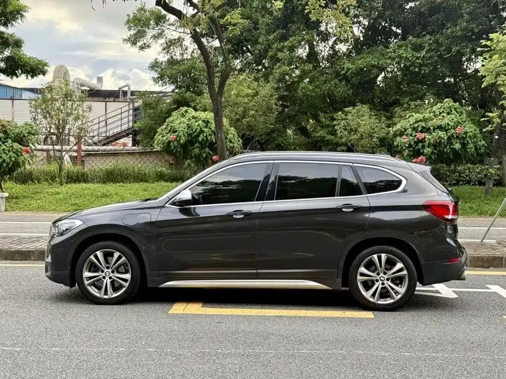 BMW X1 2021 sDrive20Li Fashion Edition — миниатюра 6