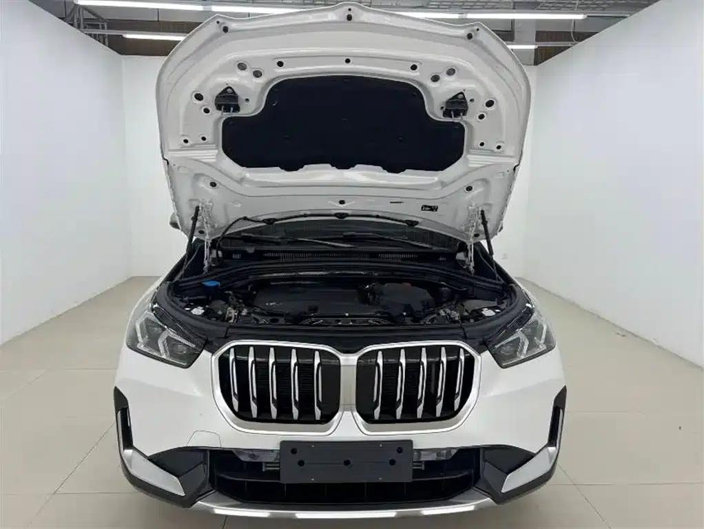 2023 BMW X1 sDrive20Li X Design Package — миниатюра 7
