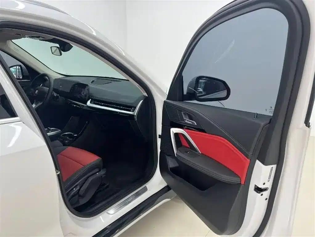 2023 BMW X1 sDrive20Li X Design Package — миниатюра 10
