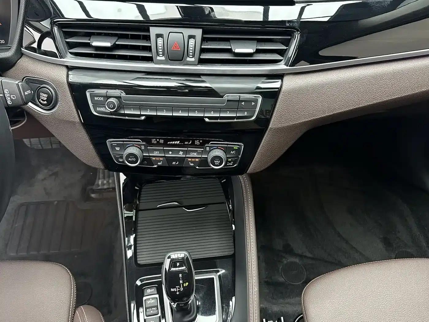 BMW X1 2022 sDrive20Li Premium — миниатюра 14