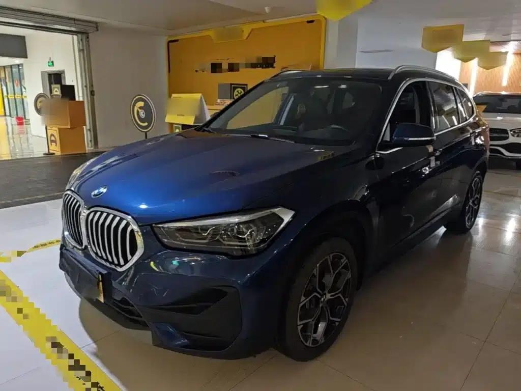 BMW X1 2022 sDrive25Li Leading Edition — миниатюра 2