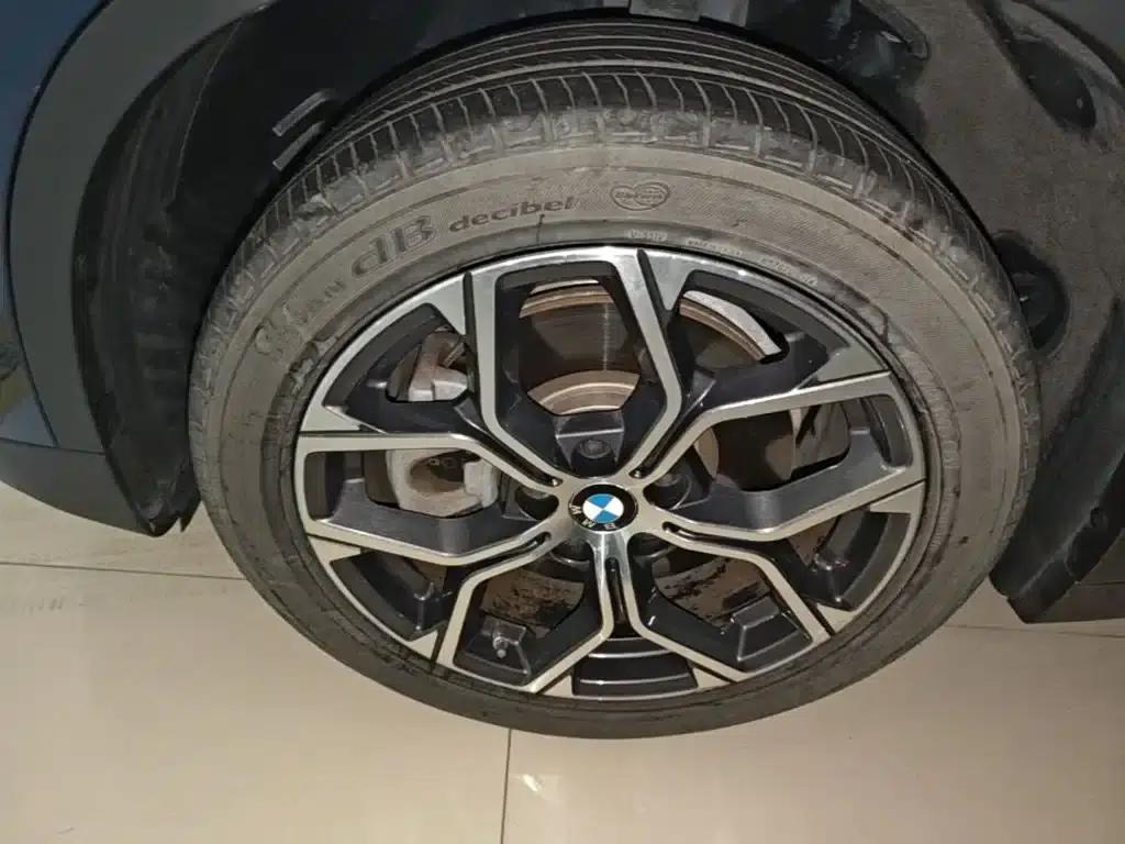 BMW X1 2022 sDrive25Li Leading Edition — миниатюра 23