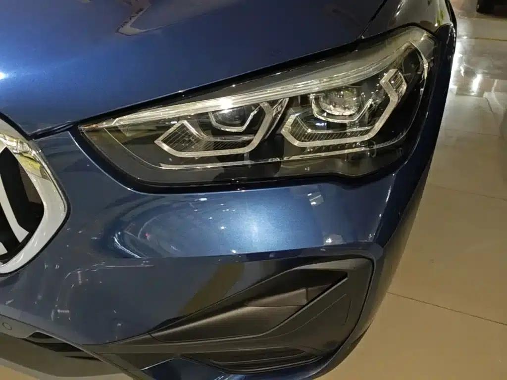 BMW X1 2022 sDrive25Li Leading Edition — миниатюра 24