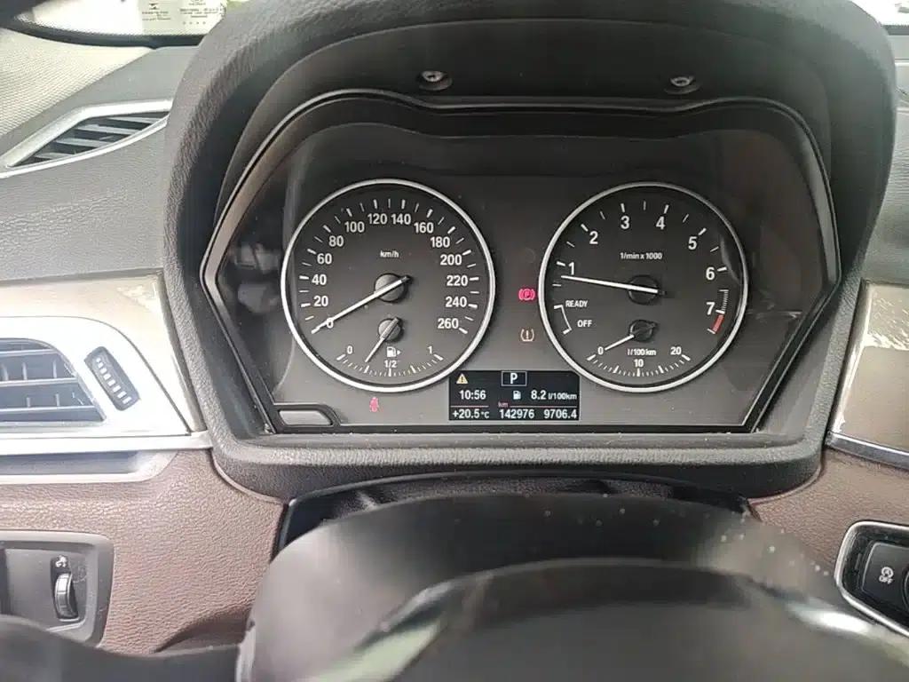 BMW X1 2016 sDrive20Li Luxury — миниатюра 12