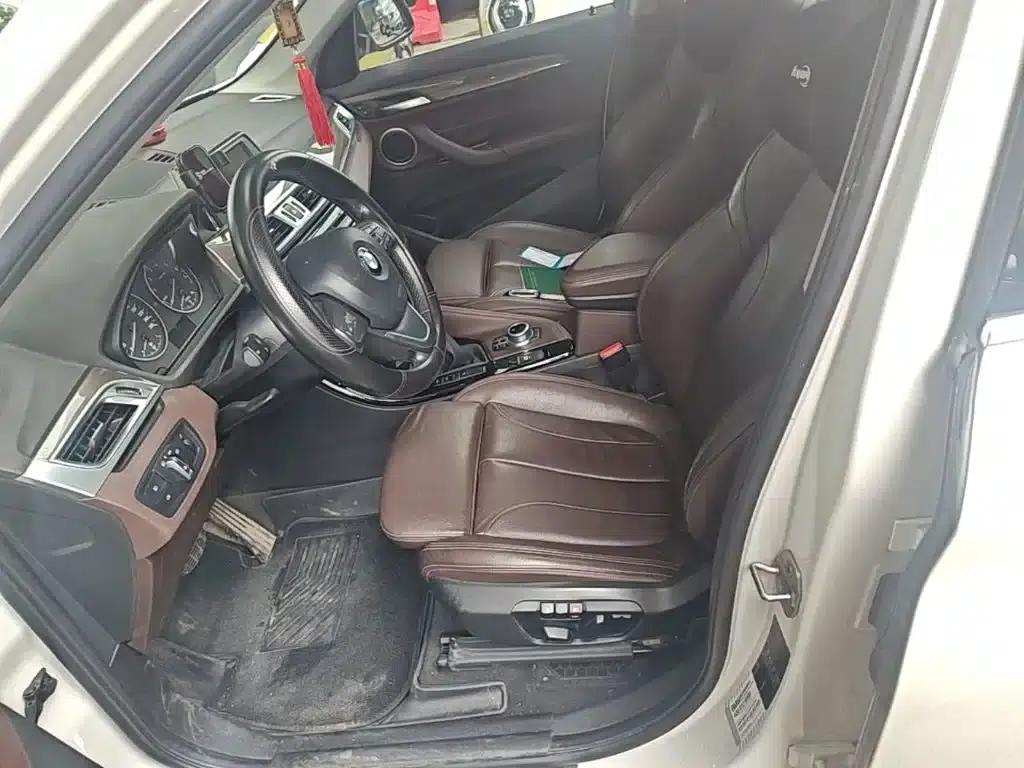 BMW X1 2016 sDrive20Li Luxury — миниатюра 15