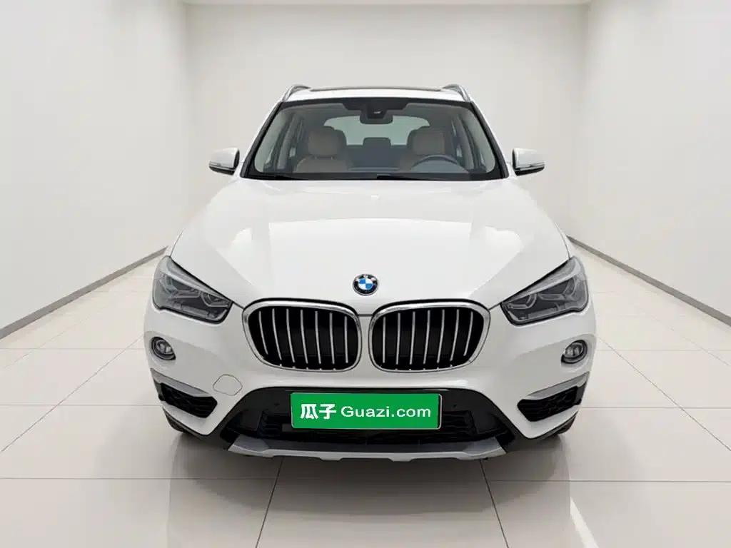 BMW X1 2016 sDrive20Li Luxury — миниатюра 3