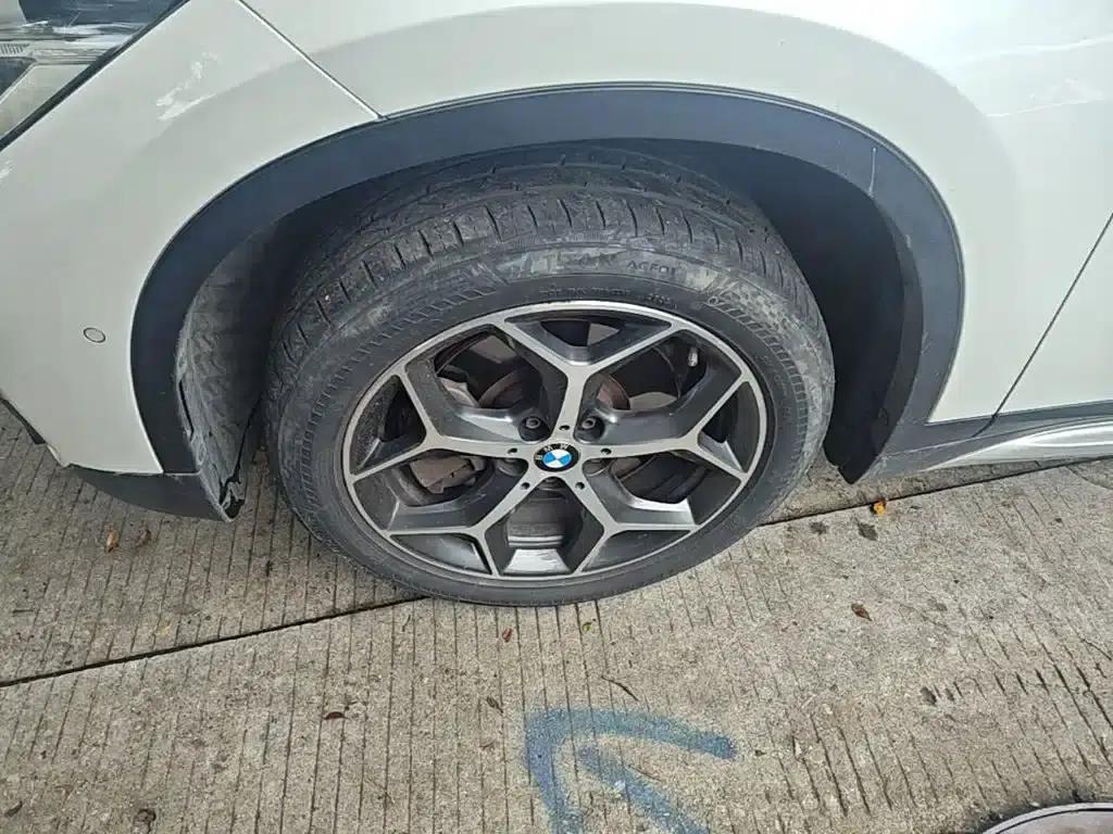 BMW X1 2016 sDrive20Li Luxury — миниатюра 23