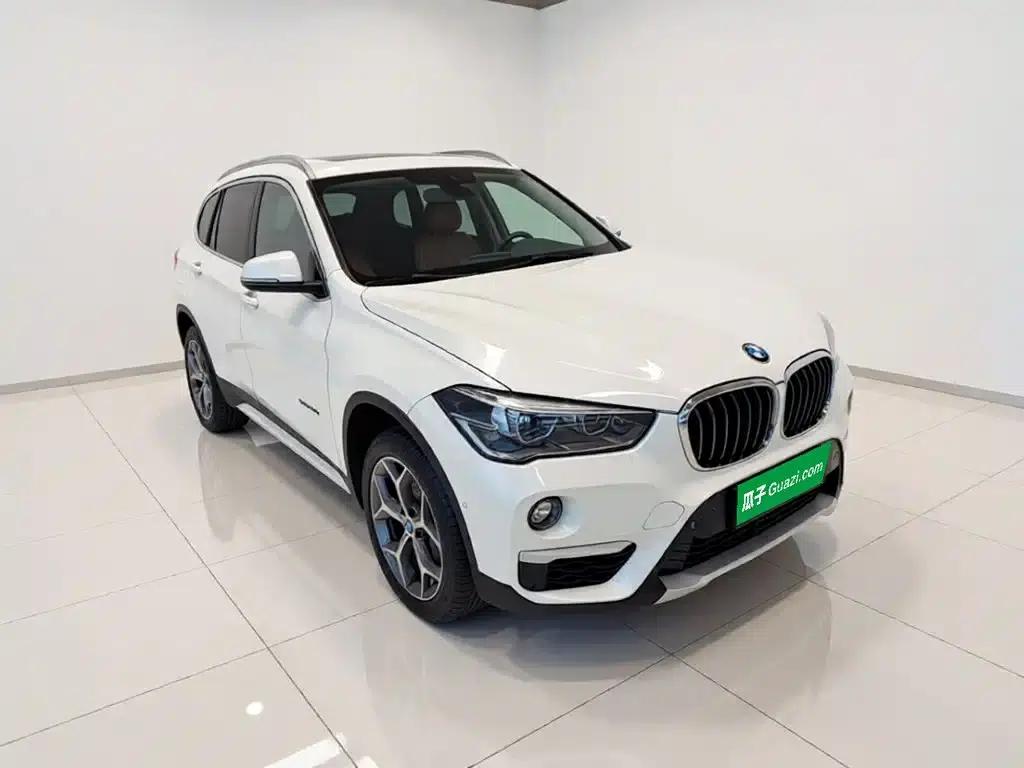 BMW X1 2016 sDrive20Li Luxury — миниатюра 4