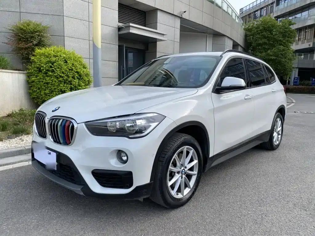 BMW X1 2019 sDrive18Li Fashion Edition — миниатюра 1