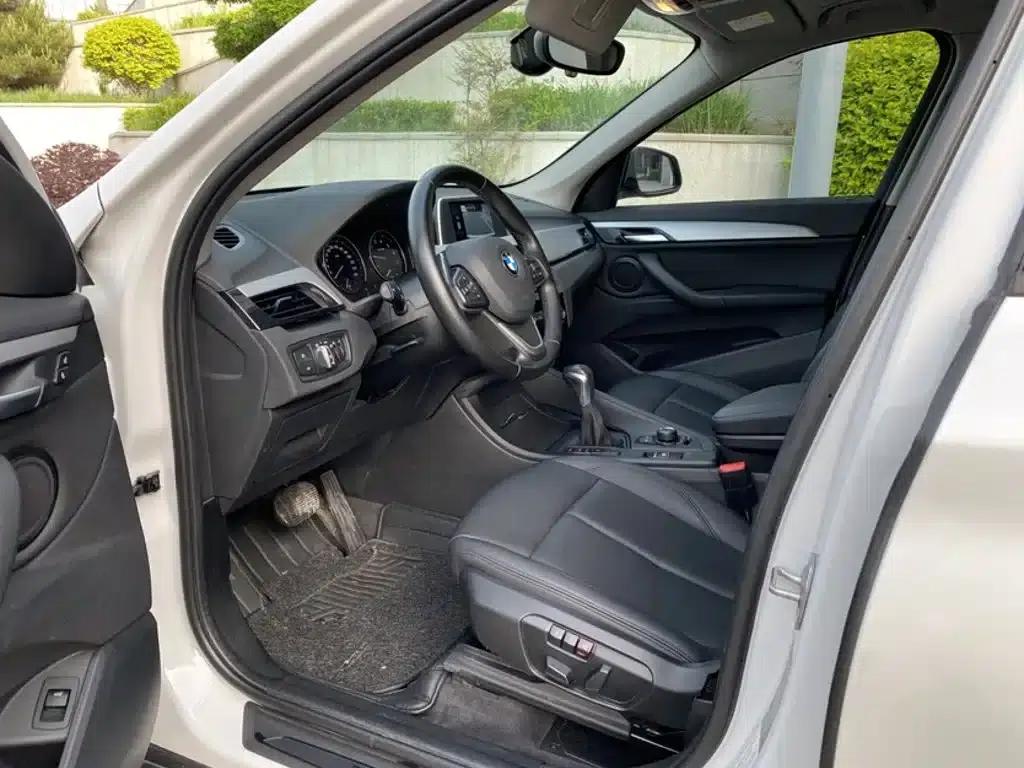 BMW X1 2019 sDrive18Li Fashion Edition — миниатюра 15