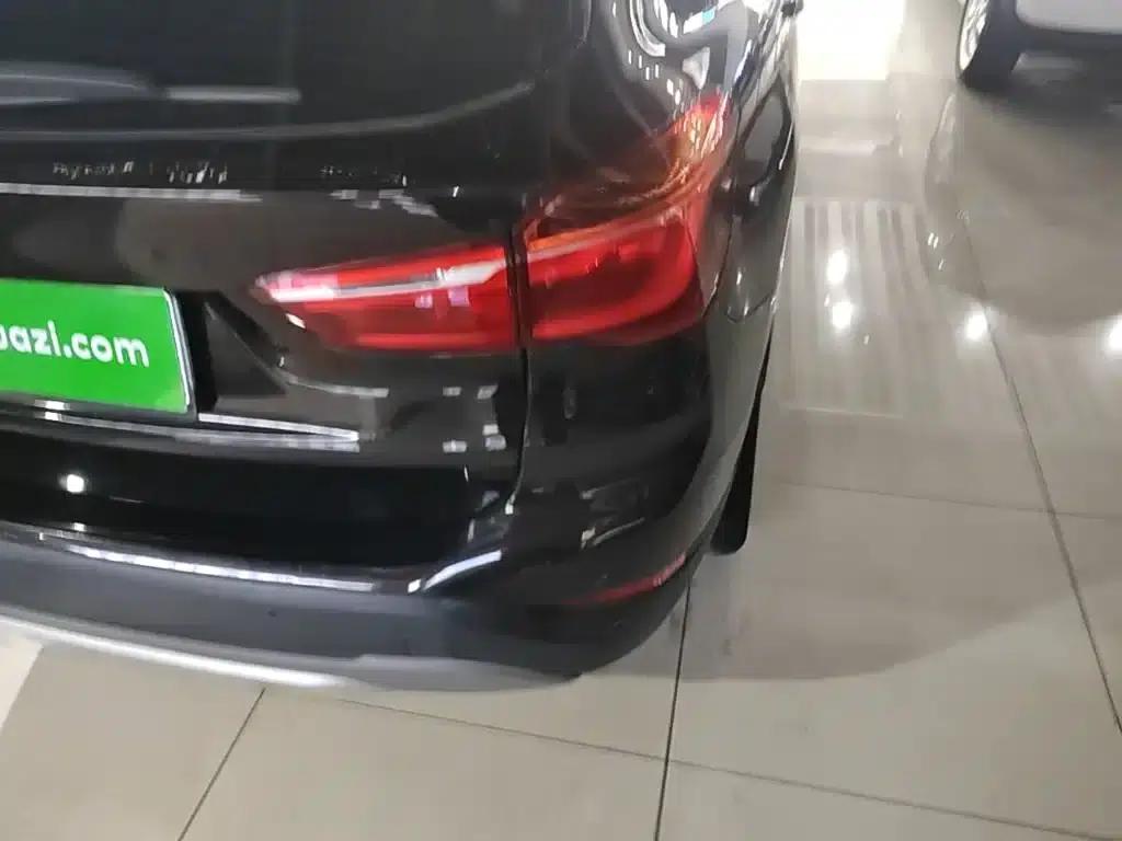 BMW X1 2018 sDrive18Li Premium — миниатюра 8