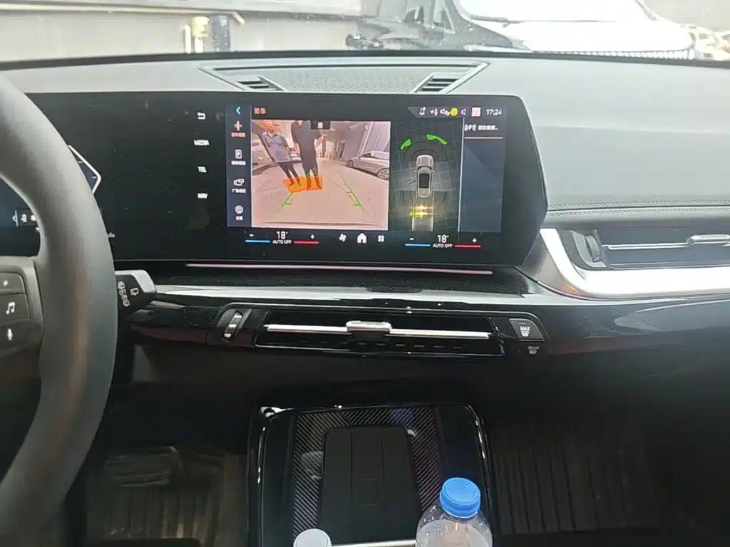 2023 BMW X1 sDrive25Li X Design Package — миниатюра 13