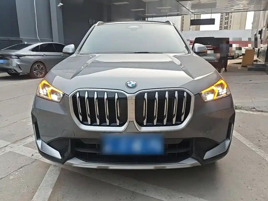 2023 BMW X1 sDrive25Li X Design Package — миниатюра 3