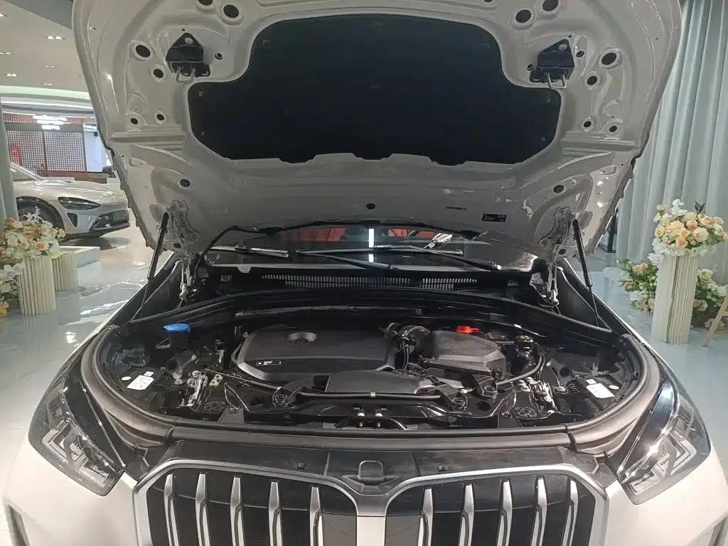BMW X1 2023 sDrive25Li M Sport Package — миниатюра 15