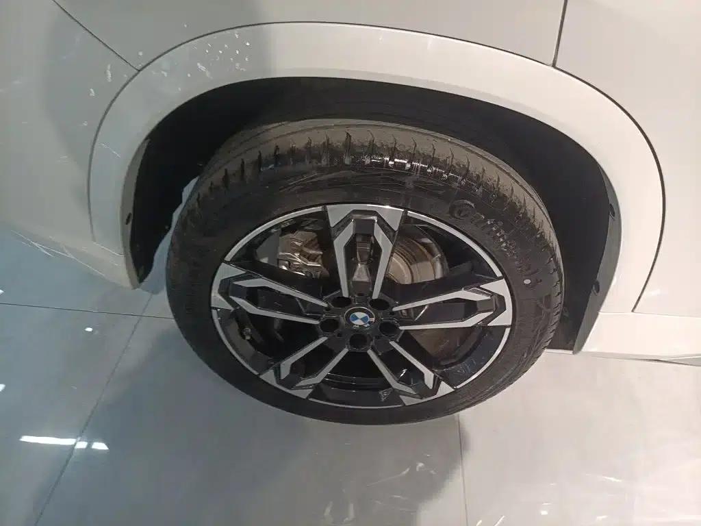 BMW X1 2023 sDrive25Li M Sport Package — миниатюра 24