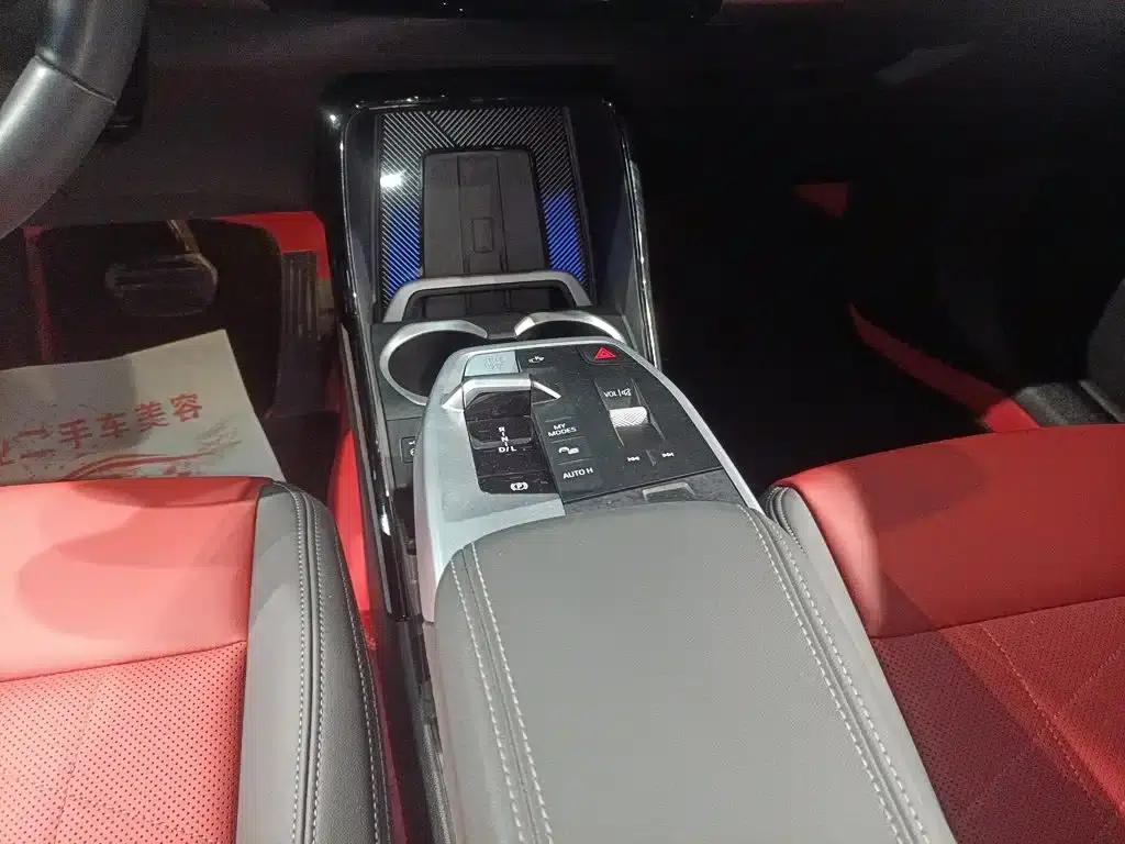 BMW X1 2023 sDrive25Li M Sport Package — миниатюра 9