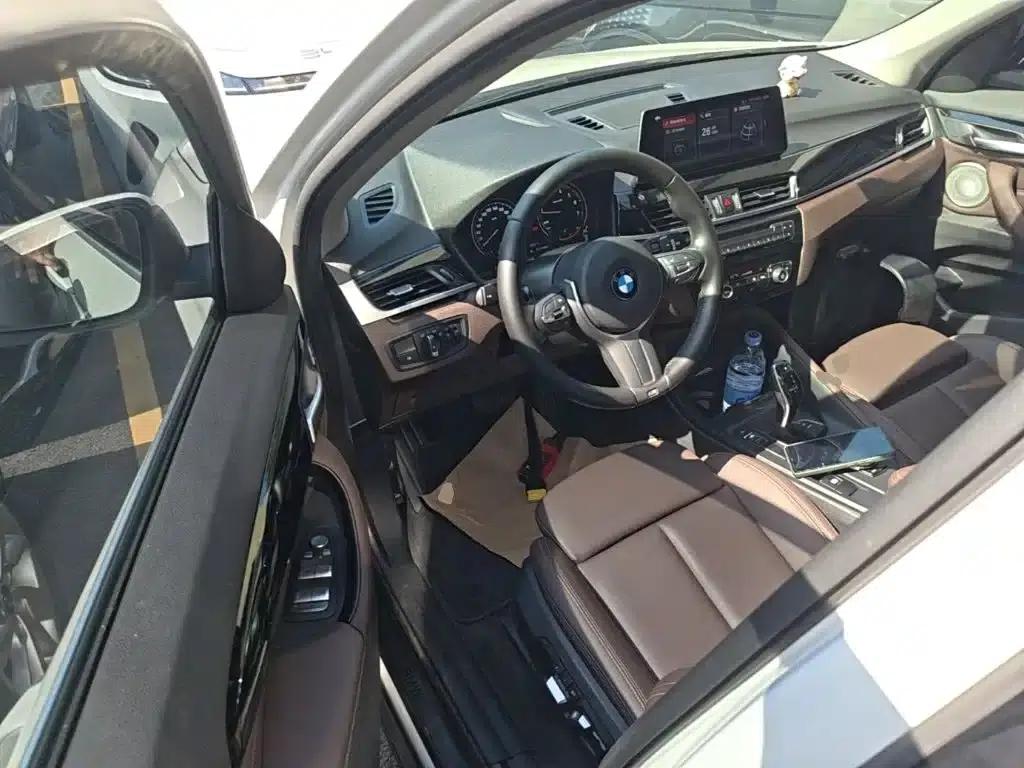 BMW X1 2021 Facelift sDrive25Li Leading Edition — миниатюра 12