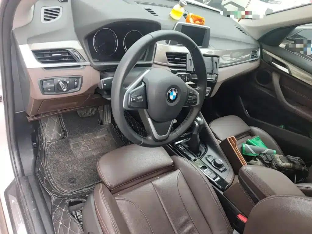 BMW X1 2019 sDrive18Li Premium — миниатюра 13