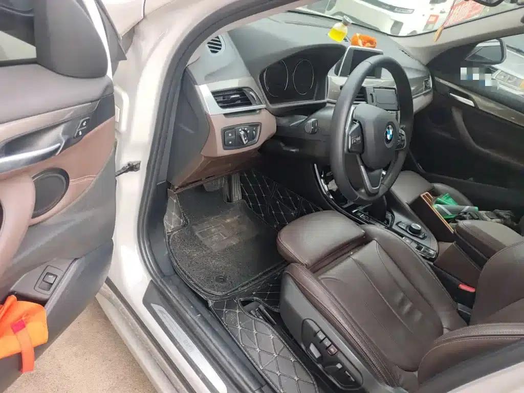 BMW X1 2019 sDrive18Li Premium — миниатюра 14