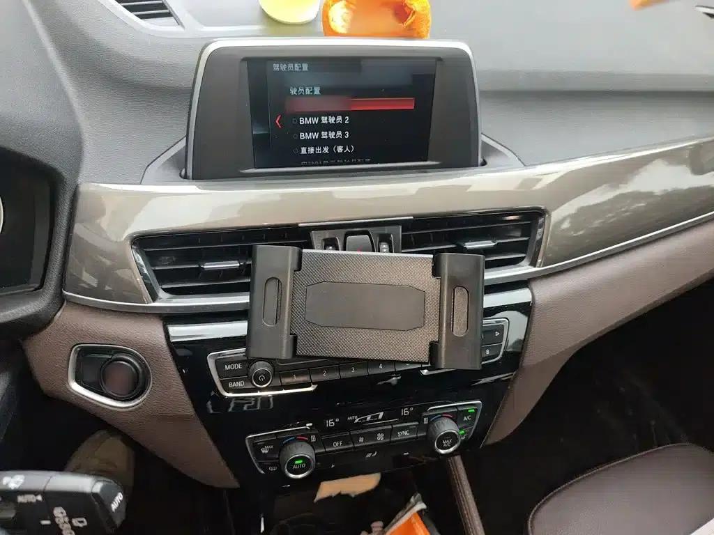 BMW X1 2019 sDrive18Li Premium — миниатюра 6