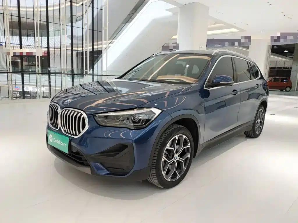 BMW X1 2022 sDrive25Li Leading Edition — миниатюра 1