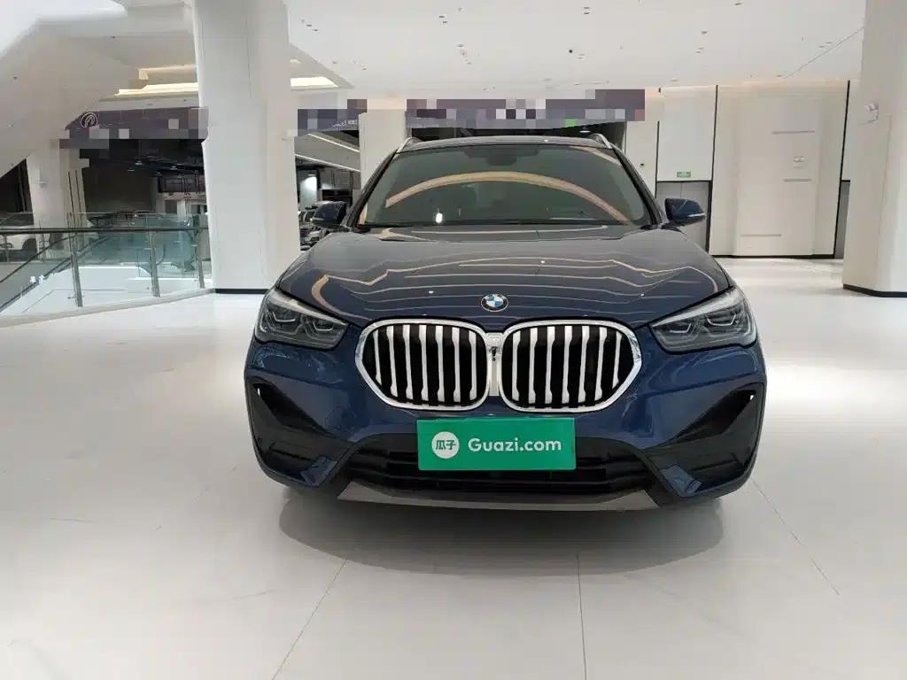BMW X1 2022 sDrive25Li Leading Edition — миниатюра 3