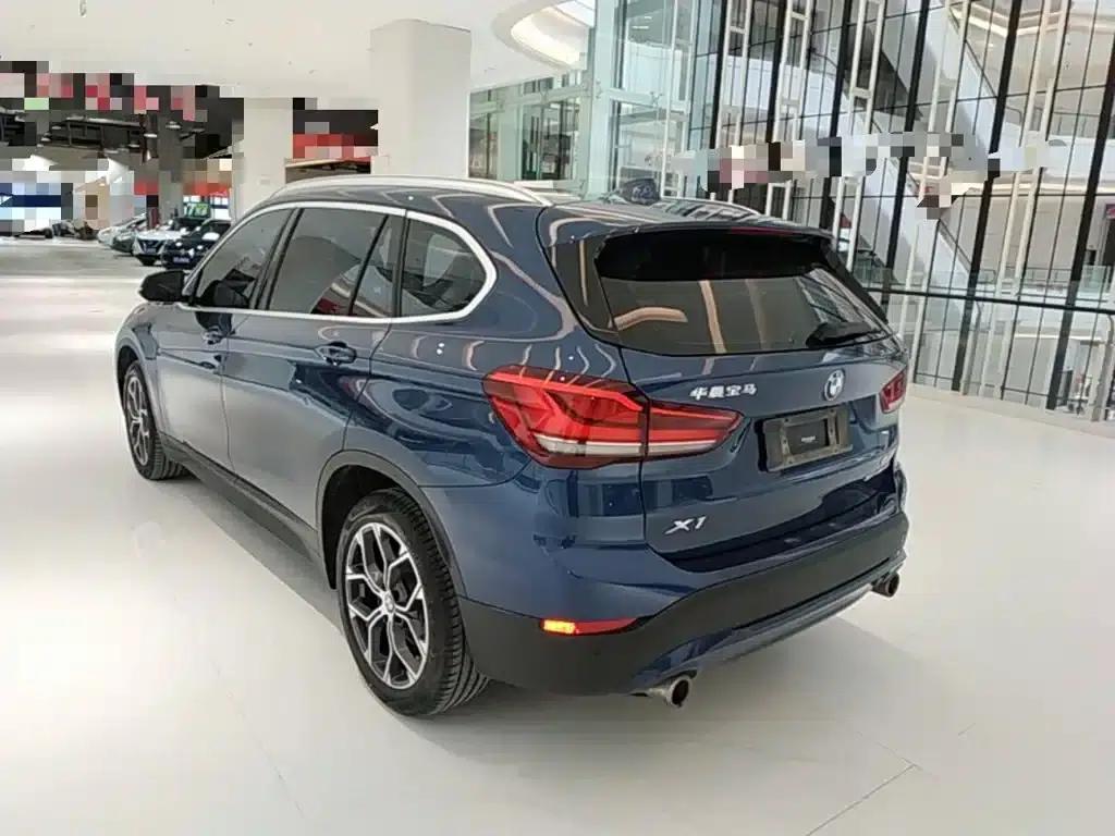 BMW X1 2022 sDrive25Li Leading Edition — миниатюра 23