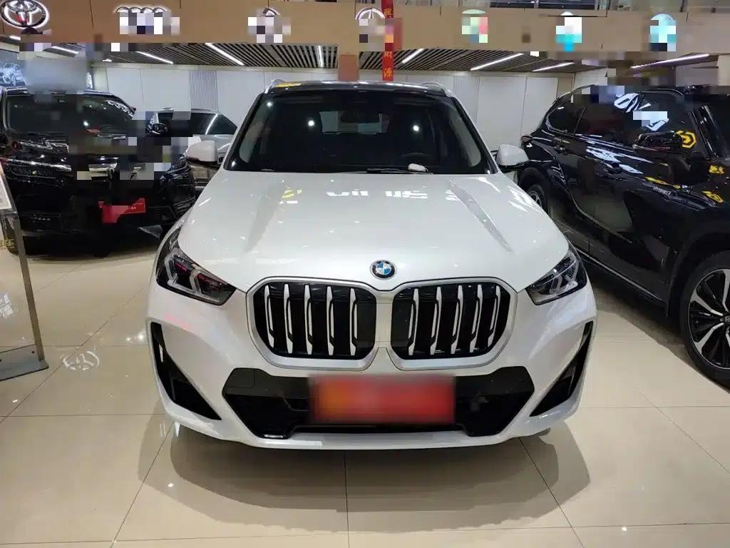 BMW X1 2023 sDrive25Li M Sport Package — миниатюра 3