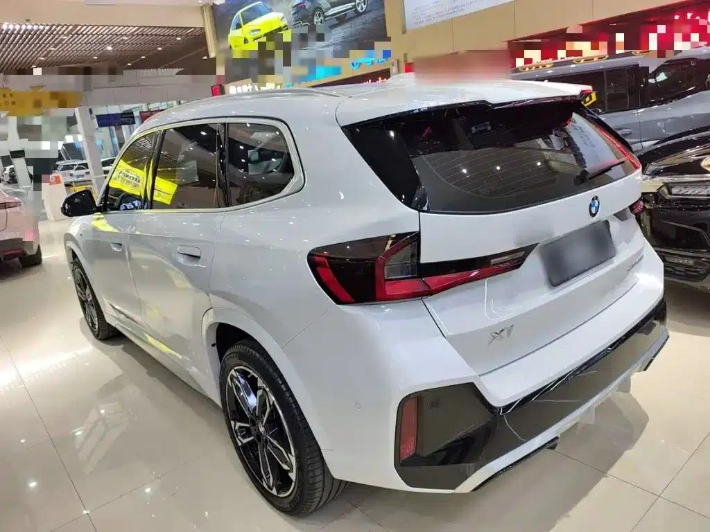 BMW X1 2023 sDrive25Li M Sport Package — миниатюра 23