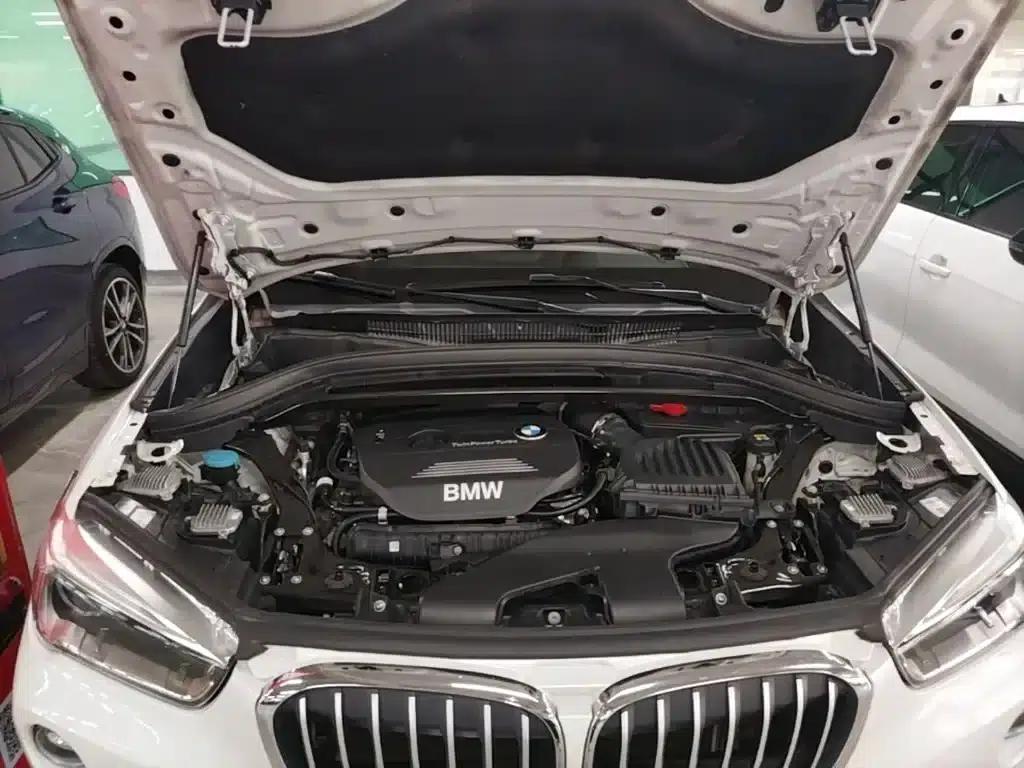 BMW X1 2018 xDrive20Li Premium — миниатюра 20