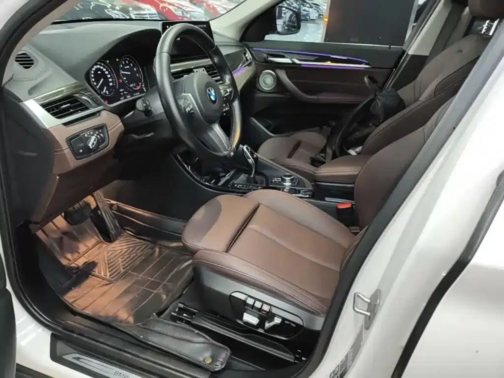 BMW X1 2022 xDrive25Li Premium — миниатюра 15